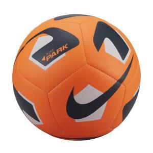 Pallone calcio park arancione