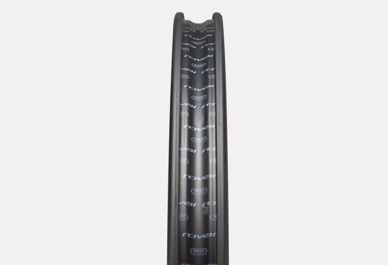 specialized specialized ruota post rapide clx tubeless satin carbon/gloss blk 700