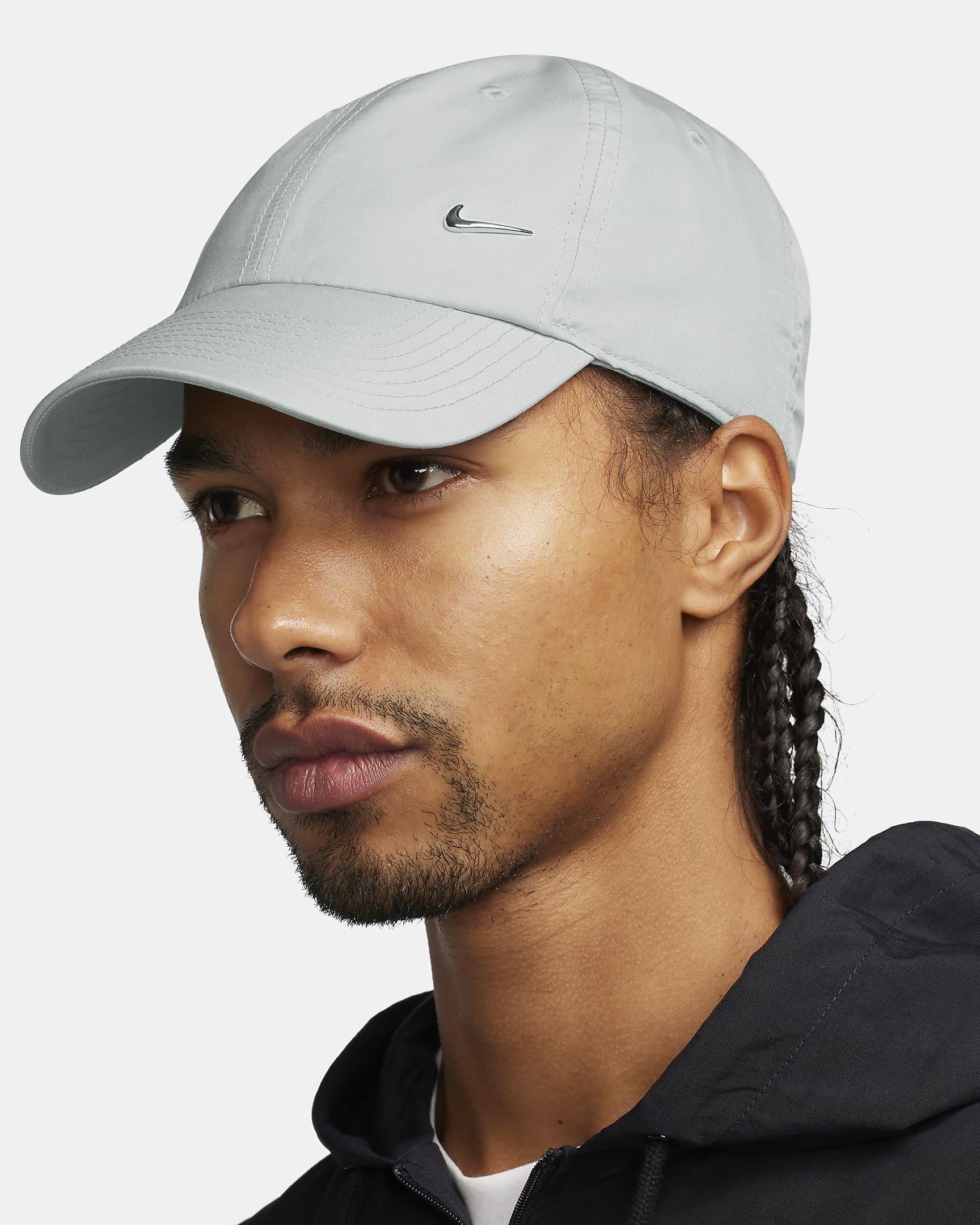 NIKE CAPPELLO DRI-FIT CLUB SWOOSH UNISEX FB5372-077