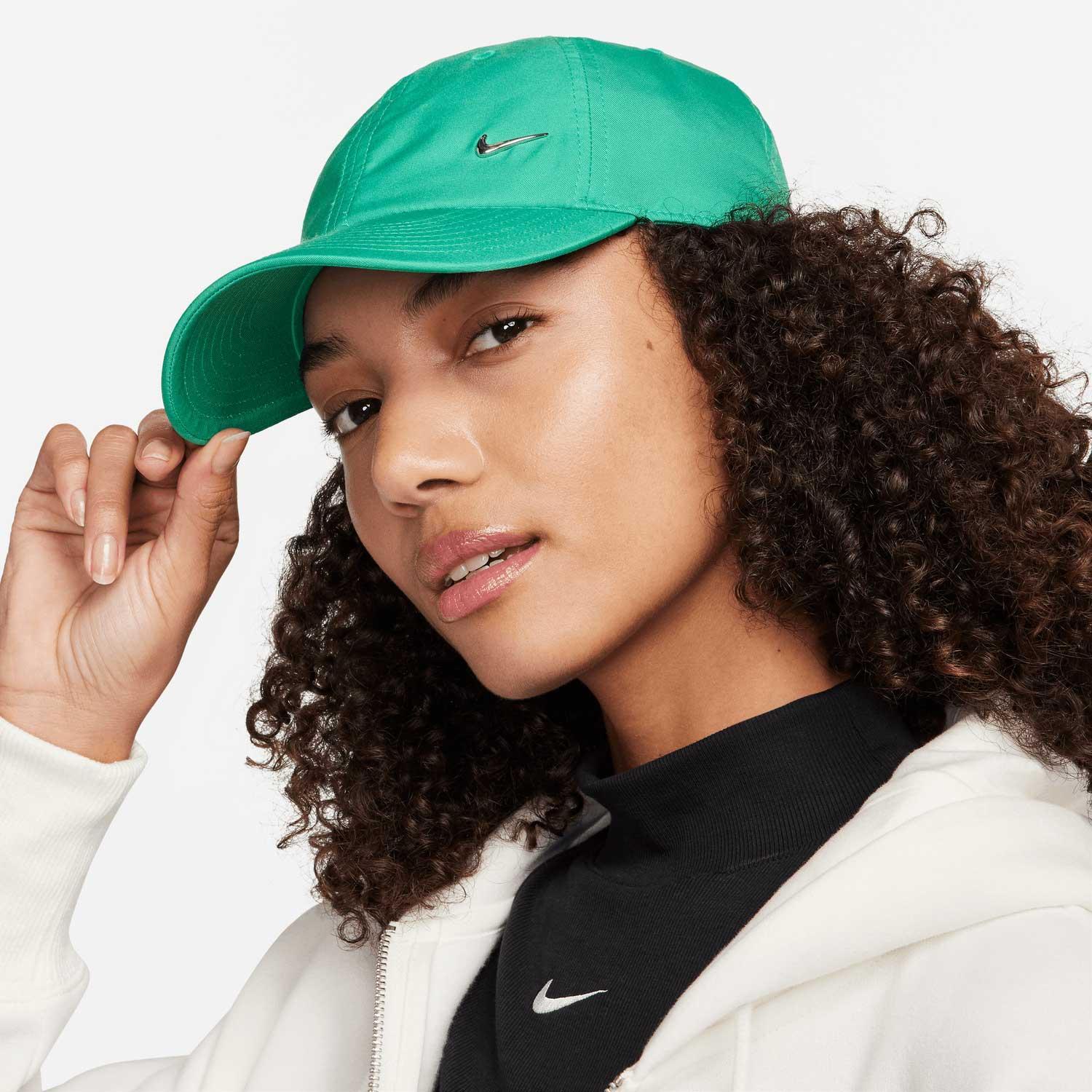 NIKE CAPPELLO DRI-FIT CLUB SWOOSH UNISEX FB5372-324