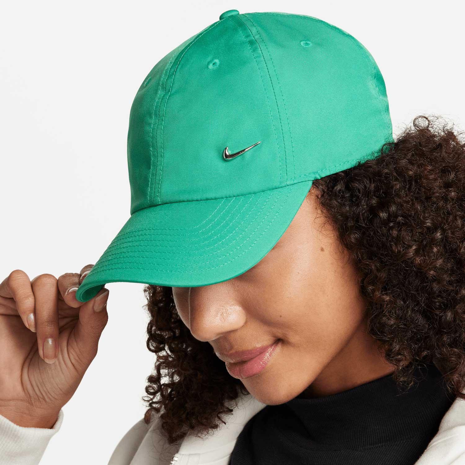 NIKE CAPPELLO DRI-FIT CLUB SWOOSH UNISEX FB5372-324