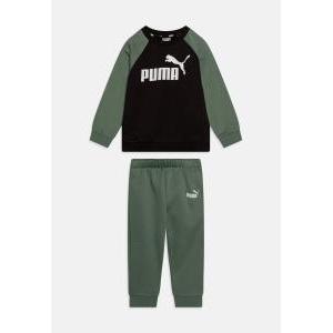 Ess+ minicats raglan jogger fl jr. - green